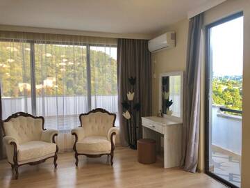 Фото номера Люкс Отель Holiday House Green Cape Batumi г. Мцване-Концхи 13